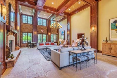 Relaxing Club House